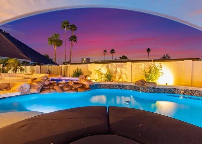 Sweetwater Estate-pool-spa-sportcourt-putt Grn * Scottsdale